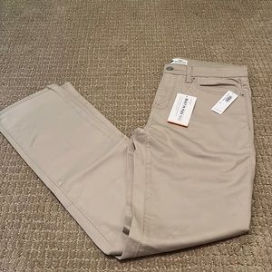 NWT Old Navy Button Pants Size 14